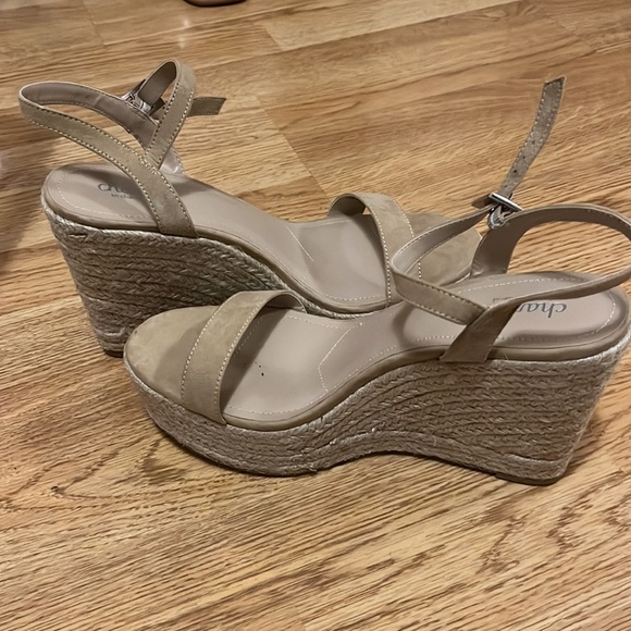 Charles David Wedges 8.5 - Picture 8 of 9